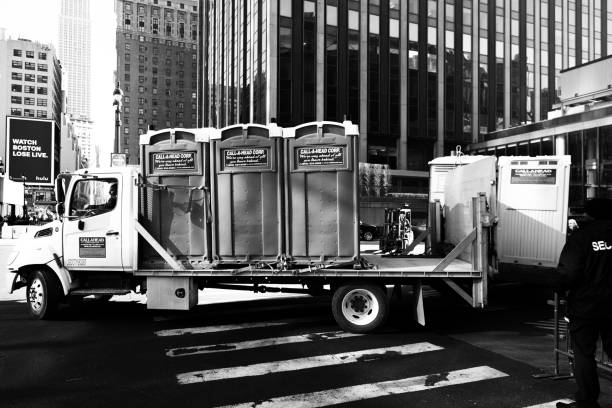 Best Emergency porta potty rental  in Mapleton, ND